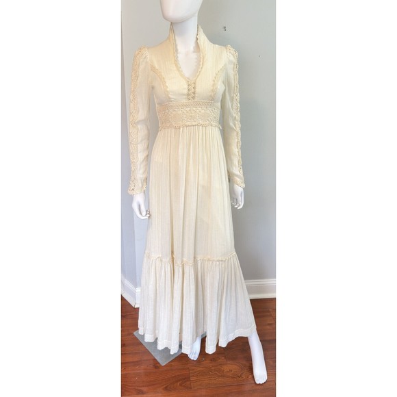 Gunne Sax | Dresses | Vtg 7s Gunne Sax Maxi Dress Ivory Crochet Cotton ...
